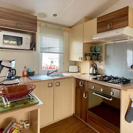 Charming Mobile In Saint-augustin-sur-mer With Garden View