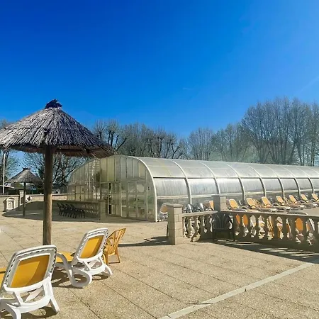 Charming Mobile In Saint-augustin-sur-mer With Garden View